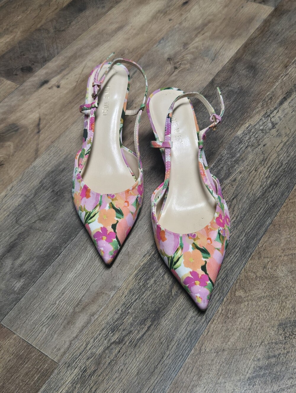 Nine West Floral Pointed-Toe Heels Sz 8.5